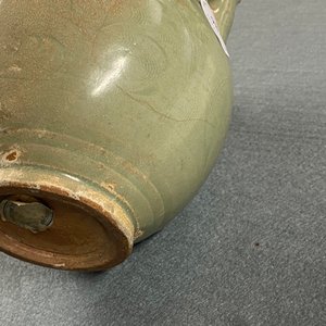 Une urne à cinq becs en porcelaine de Chine céladon de Longquan, Song — photo 20