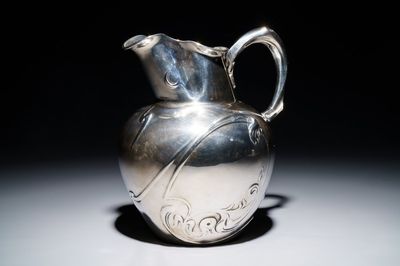 Une verseuse à eau en argent de style Jugendstil, Allemagne, début du 20ème