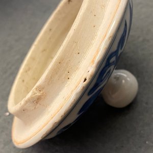 Une verseuse à vin en porcelaine de Chine en bleu et blanc, Wanli — photo 8