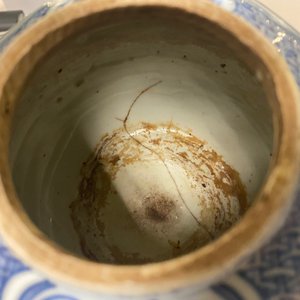 Une verseuse à vin en porcelaine de Chine en bleu et blanc, Wanli — photo 12