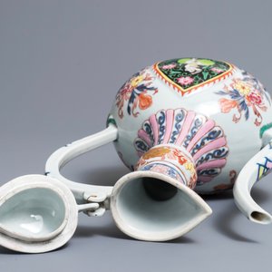 Une verseuse aftaba en porcelaine rose-Imari pour le marché islamique, Samson, Paris, 19ème — photo 8