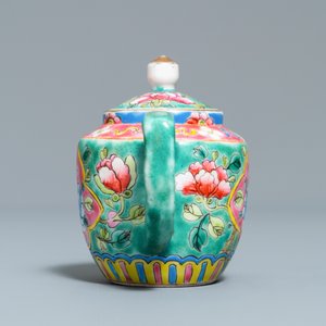 Une verseuse couverte en porcelaine de Chine famille rose à fond turquoise pour le marché Straits ou Peranakan, 19ème — photo 3