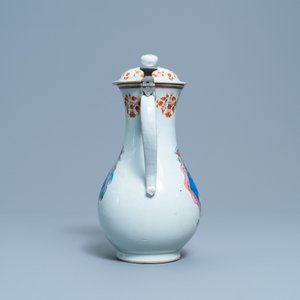 Une verseuse couverte en porcelaine de Chine famille rose aux armes de Faverolles pour le marché français, Qianlong — photo 3