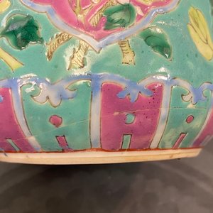 Une verseuse couverte en porcelaine de Chine famille rose pour le marché Straits ou Peranakan, 19ème — photo 15