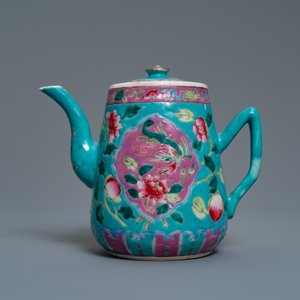 Une verseuse couverte en porcelaine de Chine famille rose pour le marché Straits ou Peranakan, 19ème — photo 4