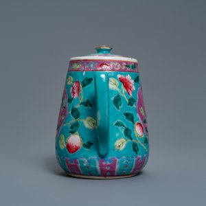 Une verseuse couverte en porcelaine de Chine famille rose pour le marché Straits ou Peranakan, 19ème — photo 5