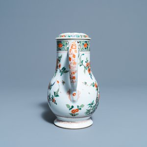 Une verseuse couverte en porcelaine de Chine famille verte, Kangxi — photo 3