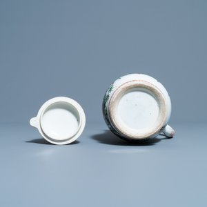 Une verseuse couverte en porcelaine de Chine famille verte, Kangxi — photo 7
