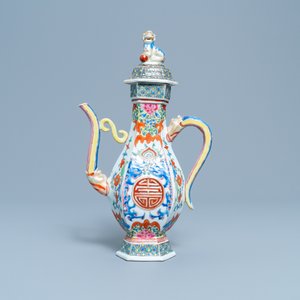 Une verseuse couverte en porcelaine de Chine, Qianlong — photo 2