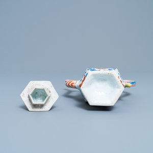 Une verseuse couverte en porcelaine de Chine, Qianlong — photo 7