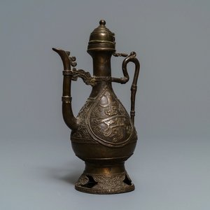 Une verseuse en bronze pour le marché islamique, Chine, 17/18ème — photo 1