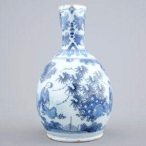Une verseuse en faïence de Delft à décor chinoiserie, fin du 17ème — photo 3