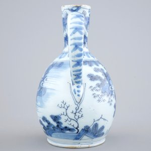 Une verseuse en faïence de Delft à décor chinoiserie, fin du 17ème — photo 5