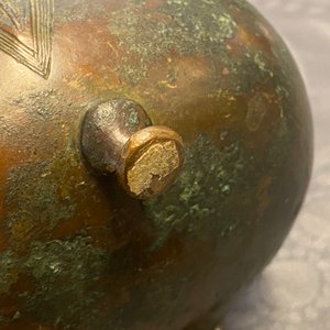 Une verseuse en forme de dragon en bronze, Chine, Qing — photo 13