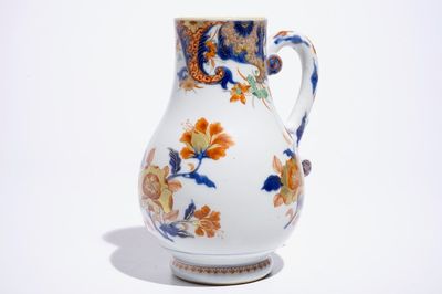 Une verseuse en porcelaine de Chine verte-imari, Qianlong