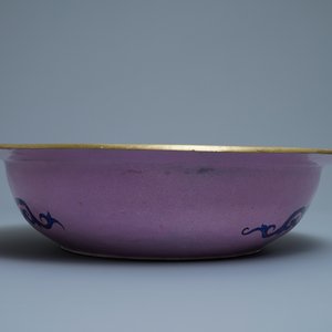 Une verseuse et son bassin en émaux de Canton, Chine, Qianlong/Jiaqing — photo 11