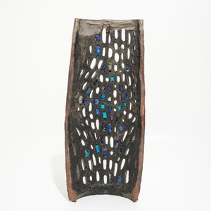 Vandeweghe, Rogier (1923) een brutalistische opengewerkte wandlamp met gekleurd glas, Perignem, ca. 1970 — foto 3