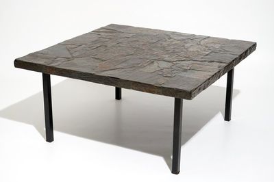 Vandeweghe, Rogier (Belgique, 1923), Amphora: Un table de café carré, 2ème moitié du 20ème, signé