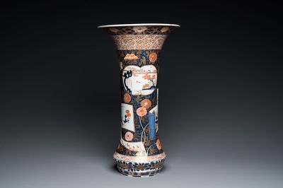 Vase cornet en porcelaine Imari de Japon, Edo, fin du 17ème