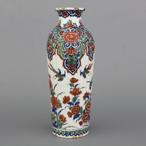 Vase côtelé en faïence de Delft, décor cachemire, Adriaen Kocx, De Grieksche A, 1686-1701 — photo 1