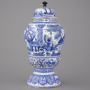 Vase couverte remarquable en forme d'urne en faïence de Delft, chinoiserie, 17e — photo 4