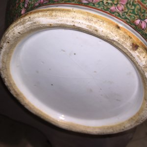 Vase cylindrique fin en porcelaine de Chine, Canton, 19e — photo 3