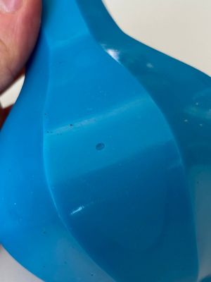 Vase de forme bouteille à facettes en verre de Pékin en bleu turquoise, Chine, marque et époque de Qianlong — photo 11