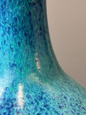 Vase de forme bouteille en porcelaine de Chine à émail œuf de rouge-gorge, 19ème — photo 6