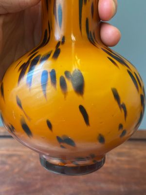 Vase de forme bouteille en verre de Pékin de couleur ambre tacheté, Chine, marque et époque de Xianfeng — photo 8