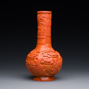 Vase de forme bouteille en verre de Pékin en rouge de corail, marque et probablement époque de Daoguang — photo 5