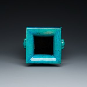 Vase de forme carrée en porcelaine de Chine en turquoise monochrome, Kangxi — photo 6