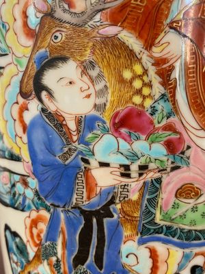 Vase de forme rouleau en porcelaine de Chine famille rose à décor de Shou Lao, Yongzheng — photo 9