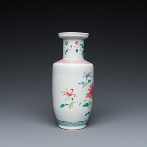 Vase de forme rouleau en porcelaine de Chine famille rose, marque de Daoguang, 19ème — photo 2
