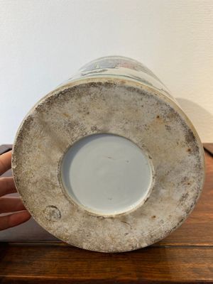 Vase de forme rouleau en porcelaine de Chine famille verte, 19ème — photo 7