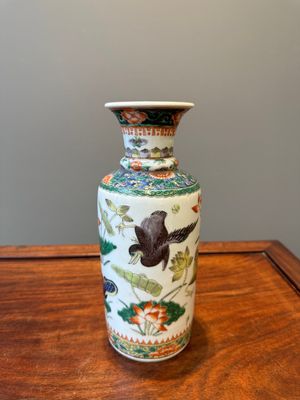Vase de forme rouleau en porcelaine de Chine famille verte à décor de canard mandarin et lotus, 19ème — photo 3