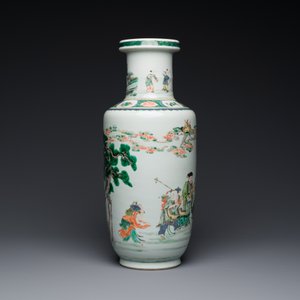 Vase de forme rouleau en porcelaine de Chine famille verte à décor des 'Huit immortels', Kangxi — photo 4