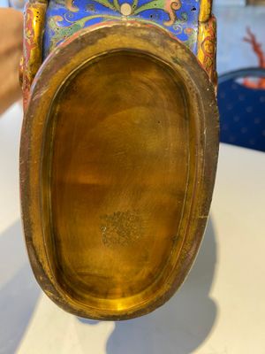 Vase de type 'bianhu' en émaux cloisonnés à décor de caractères Shou sur fonds bleu et jaune, Chine, Jiaqing — photo 16