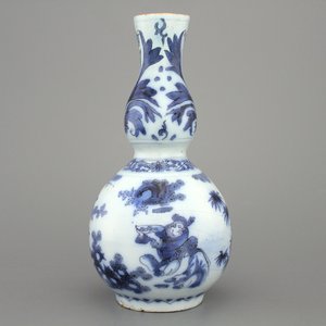 Vase double gourde en faïence de Delft, bleu et blanc, env. 1680 — photo 1