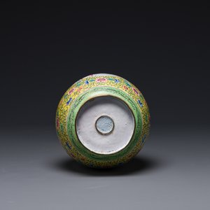 Vase en émaux de Canton sur fond jaune, Chine, 19ème — photo 6