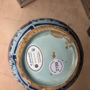 Vase en forme de bouteille en faïence de Delft, bleu et blanc avec chinoiserie, style Wan-Li, 17e — photo 3