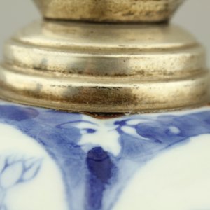 Vase en porcelaine de Chine, bleu et blanc, avec monture en argent, 20e — photo 10