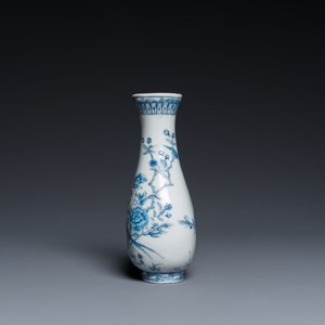 Vase en porcelaine de Chine en émaux en bleu et blanc à décor de faisans, 19/20ème — photo 4