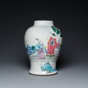 Vase en porcelaine de Chine famille rose à décor de 'Sanxing', Yongzheng — photo 4