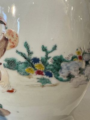 Vase en porcelaine de Chine famille rose à décor figuratif, marque de sceau ji 迹, Yongzheng — photo 20