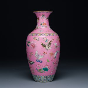 Vase en porcelaine de Chine famille rose sur fond rose à décor de papillons, marque et peut-être époque de Qianlong — photo 5