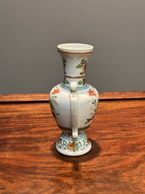 Vase exceptionel en porcelaine de Chine famille rose d'exportation, Qianlong — photo 4