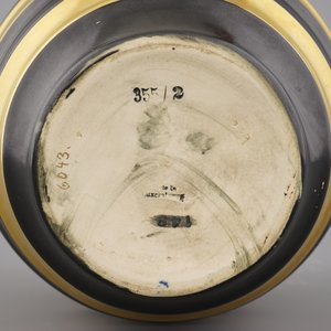 Vase fin Art Déco avec rayures dorées et noires, Boch Mettlach Luxembourg, début 20e — photo 3