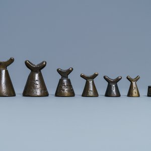 Veertien bronzen gewichten, Frankrijk, 16/18e eeuw — foto 2