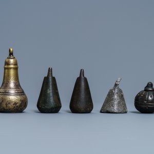 Veertien bronzen gewichten, Frankrijk, 16/18e eeuw — foto 9