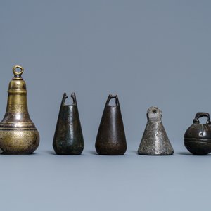 Veertien bronzen gewichten, Frankrijk, 16/18e eeuw — foto 10